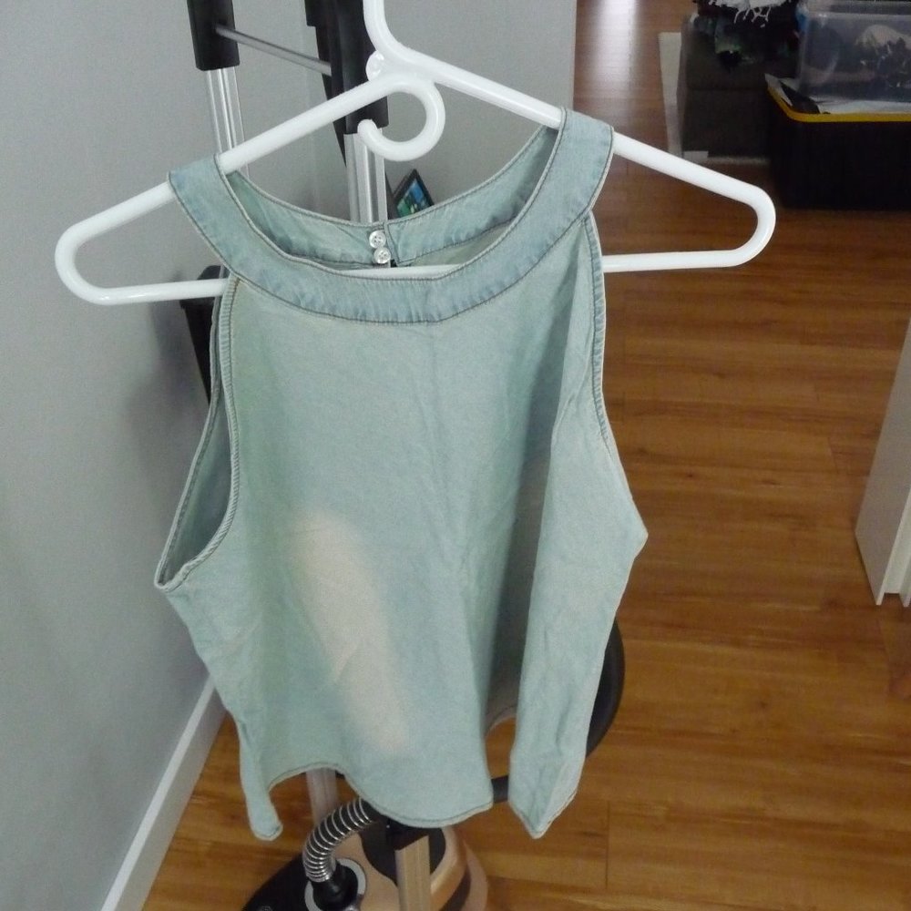 LIGHT CHAMBREAY TRENDY HALTER TANK TOP SIZE XL